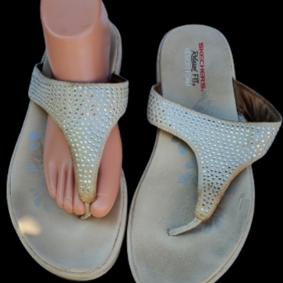 Skechers Memory Foam Sandals 10 - Picture 2 of 11